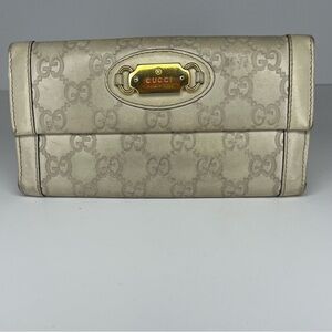 💜Gucci Cream/Beige Guccissima Gold Heart Snap Long Wallet | PRELOVED💜